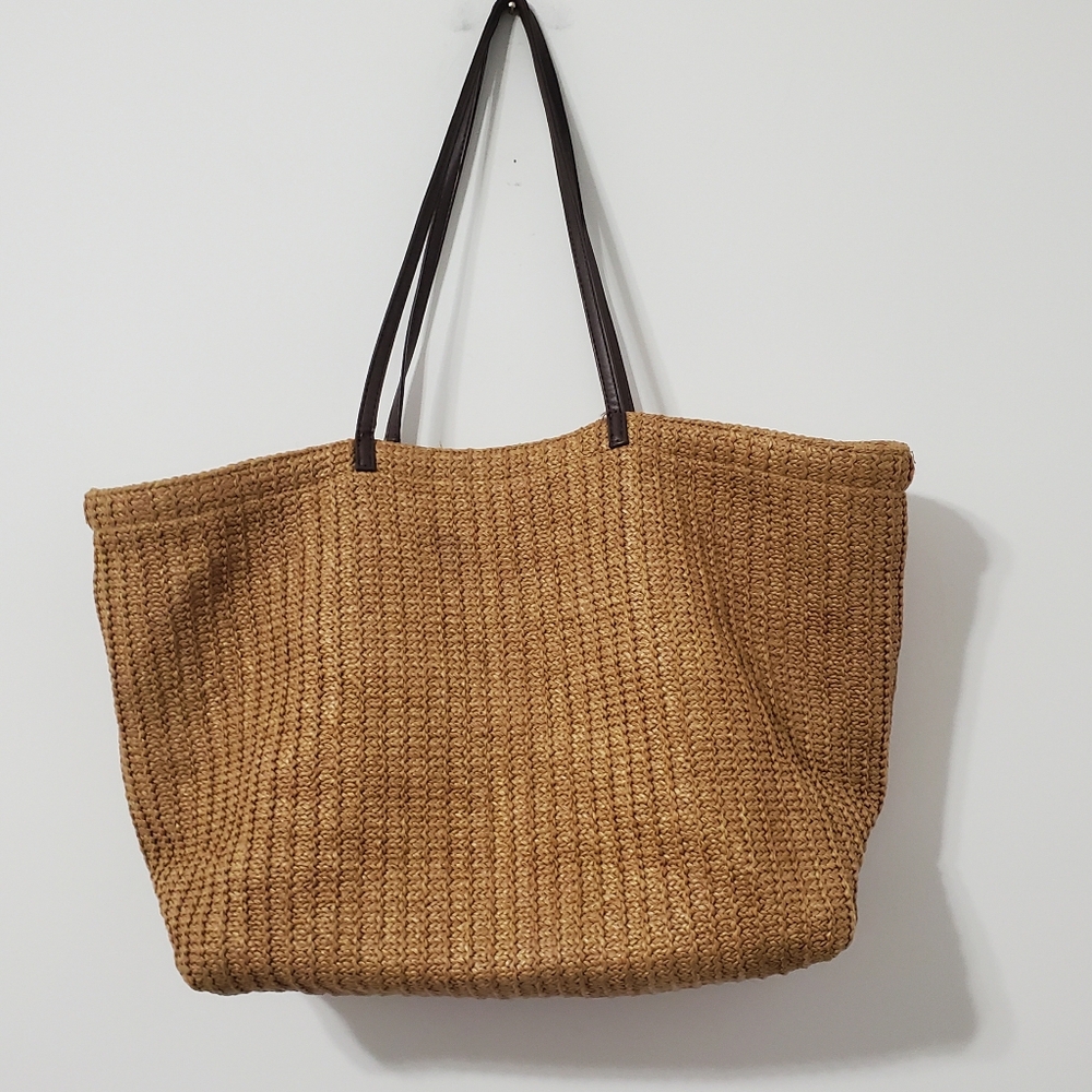 Vera Bradley Rio Rosie Large Straw Tote Bag - Picture 4 of 12